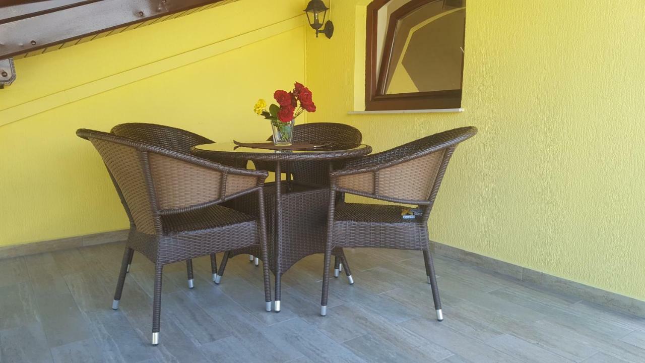 Apartment Sani Koper Exteriör bild