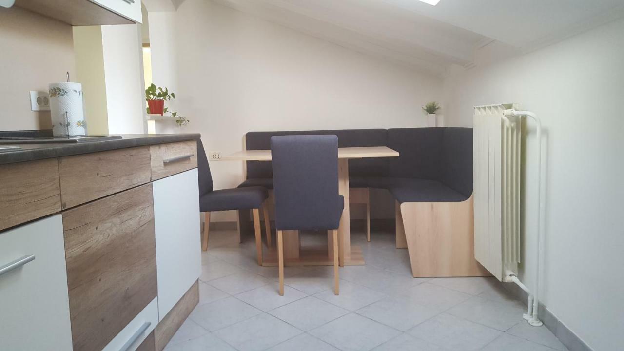 Apartment Sani Koper Exteriör bild