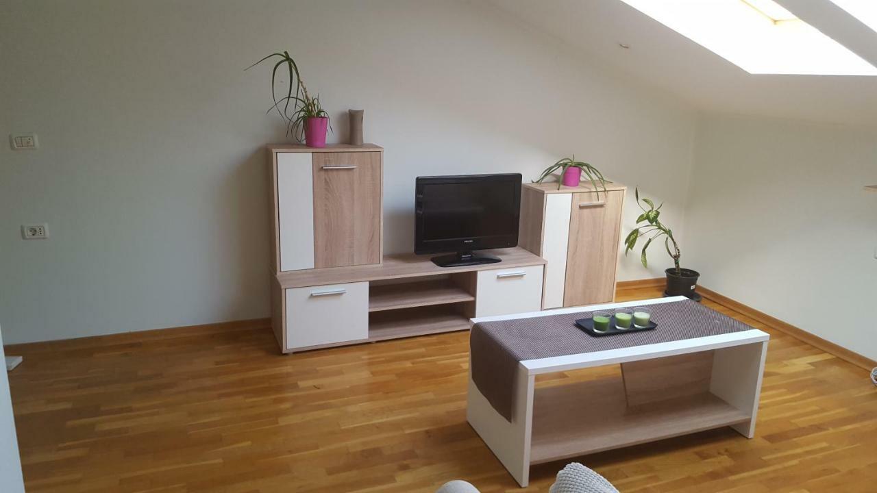 Apartment Sani Koper Exteriör bild