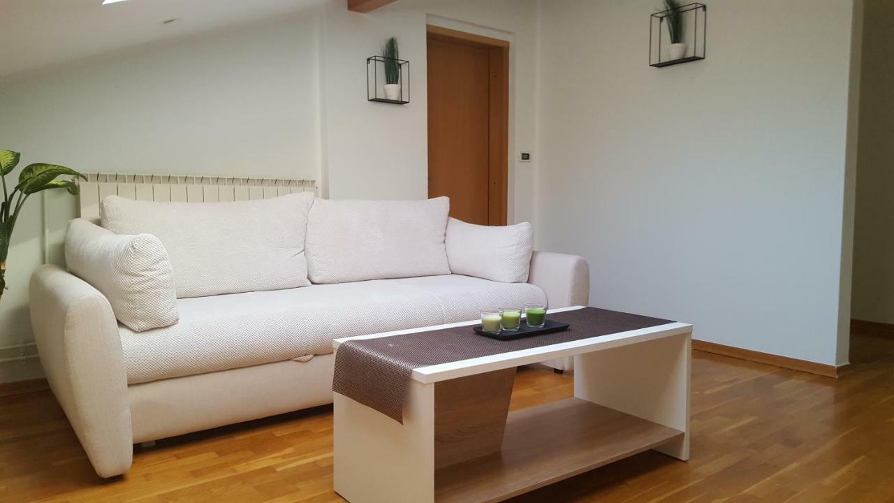 Apartment Sani Koper Exteriör bild